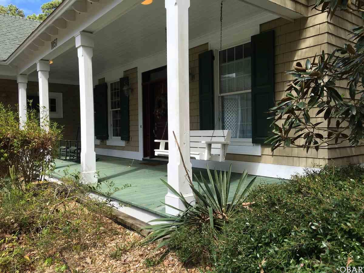1057 Creek Rd, Martin's Point, NC 27949