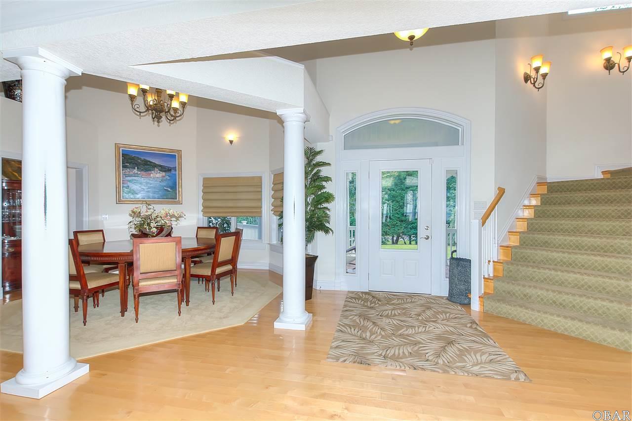 7008 Currituck Rd, Kitty Hawk, NC 27949