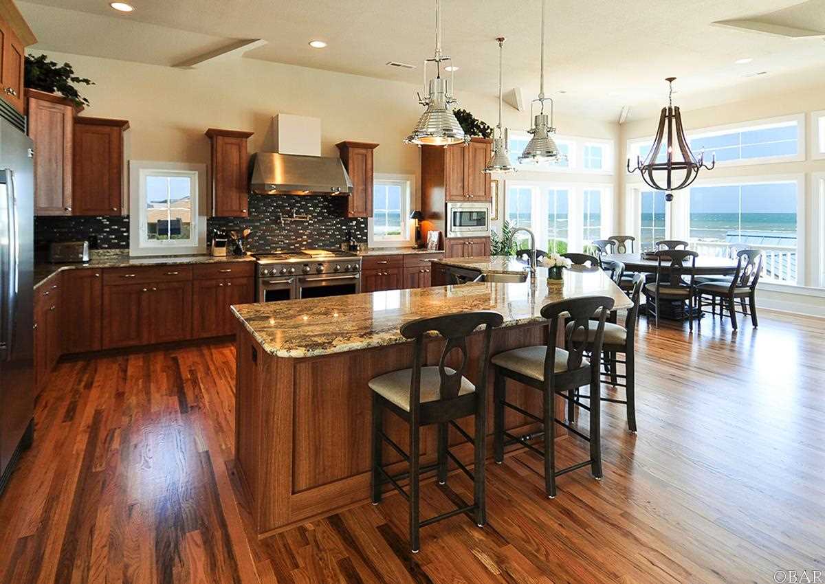 228 Ocean Boulevard, Southern Shores, NC 27949
