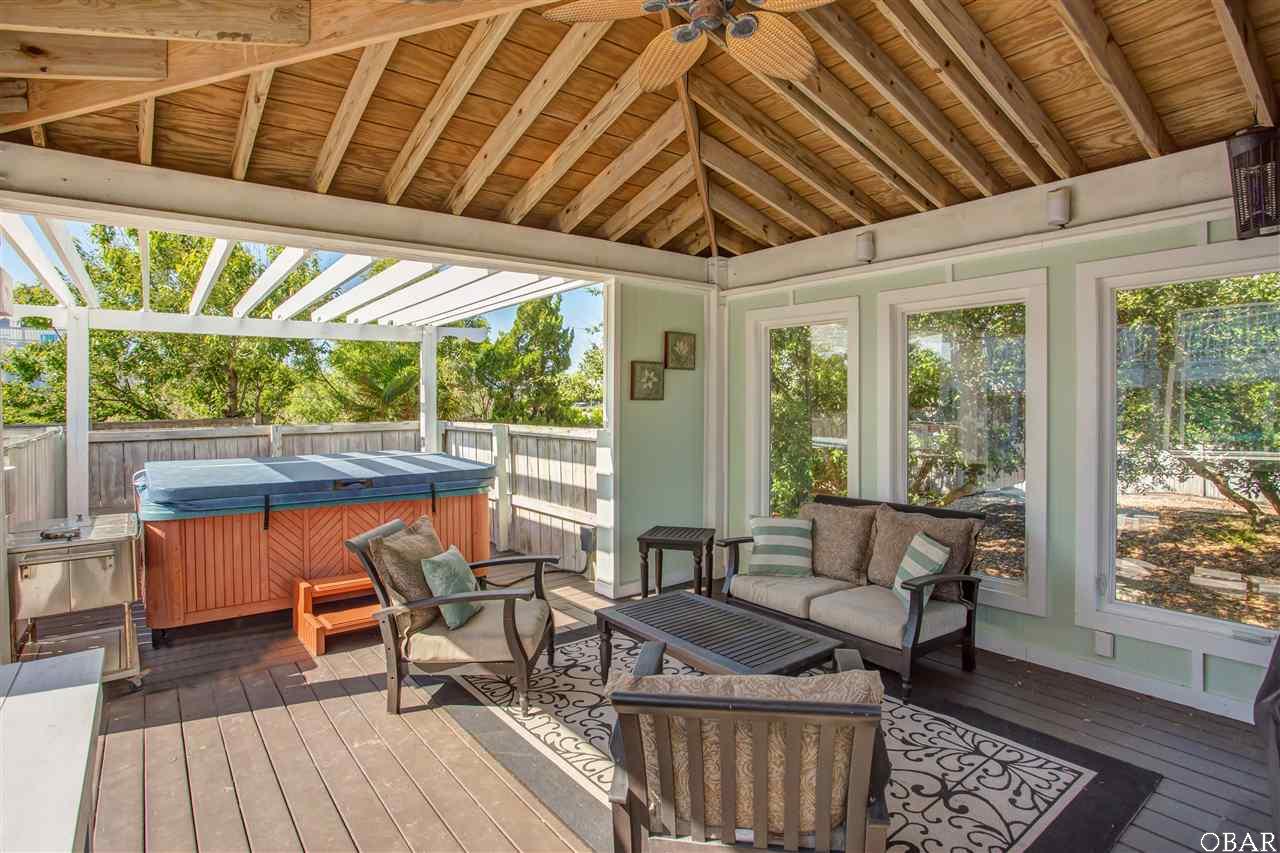 4528 Johnston Lane, Kitty Hawk, NC 27949