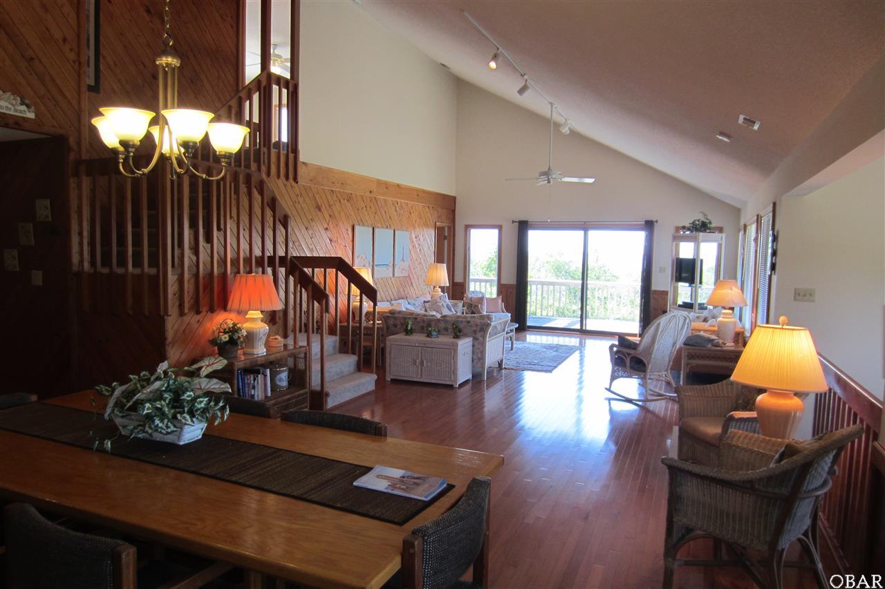 9 Kingfisher Trail, Southern Shores, NC 27949