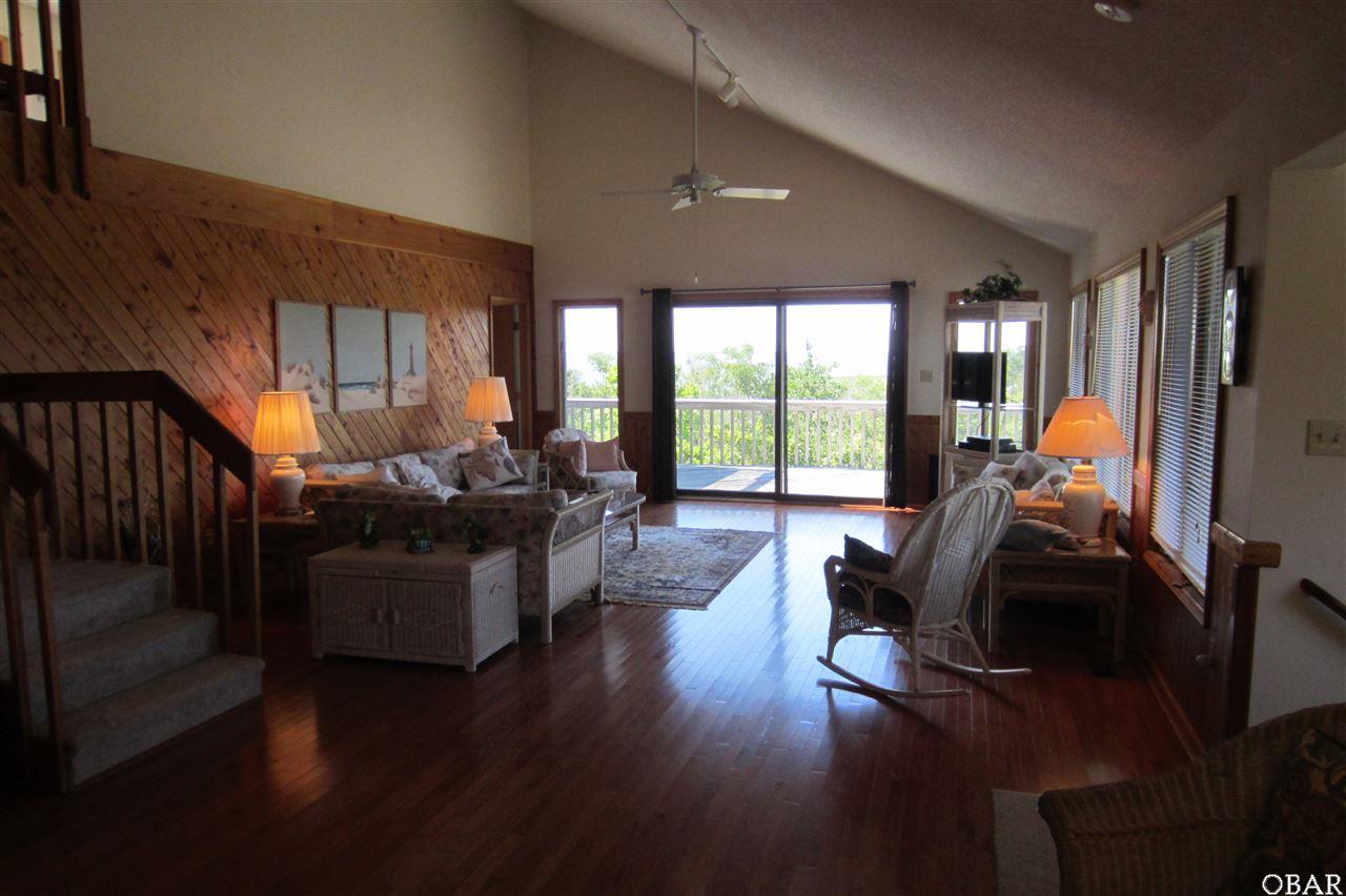 9 Kingfisher Trail, Southern Shores, NC 27949