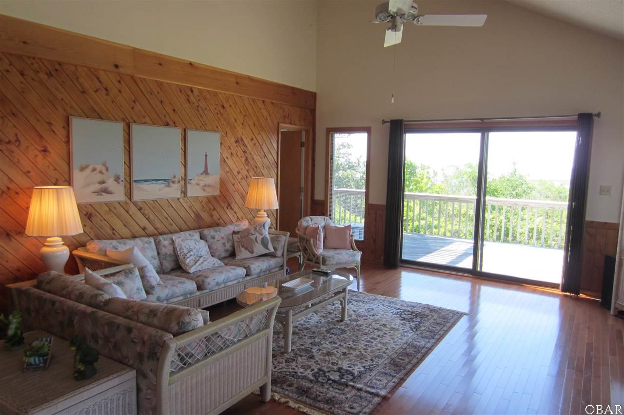 9 Kingfisher Trail, Southern Shores, NC 27949
