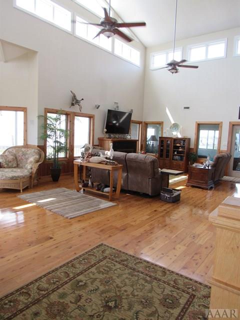 110 Barnes Lane, Knotts Island, NC 27950
