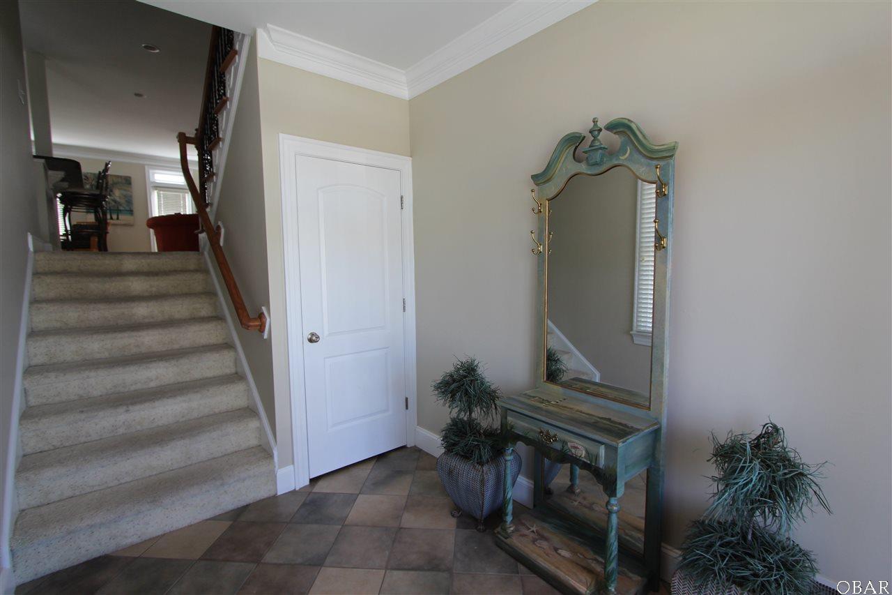 98 Ballast Point Drive, Manteo, NC 27954