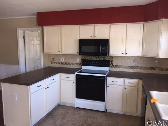 112 Trenor Lane, Powells Point, NC 27966