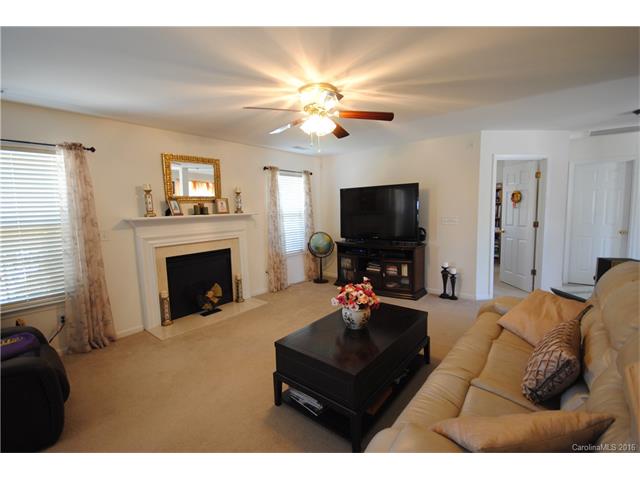 3011 Deep Cove Drive NW, Concord, NC 28027