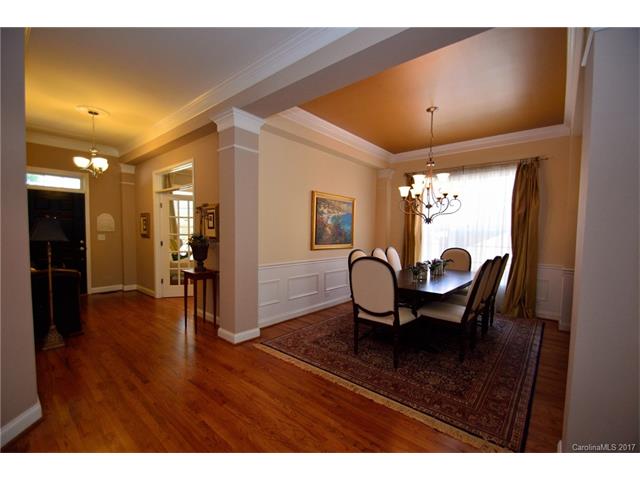 202 Fairview Lane, Davidson, NC 28036
