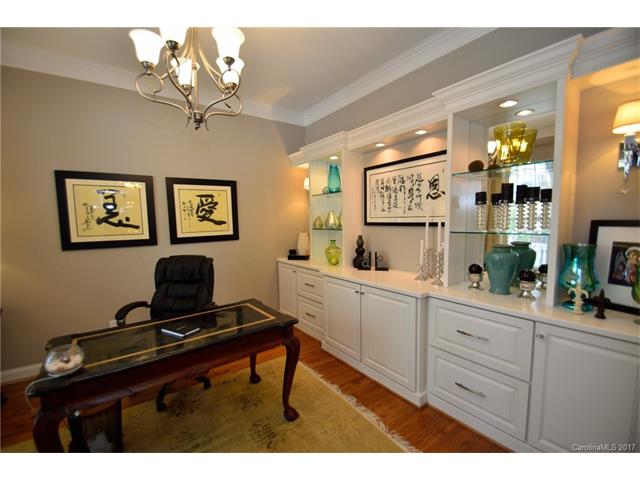 202 Fairview Lane, Davidson, NC 28036