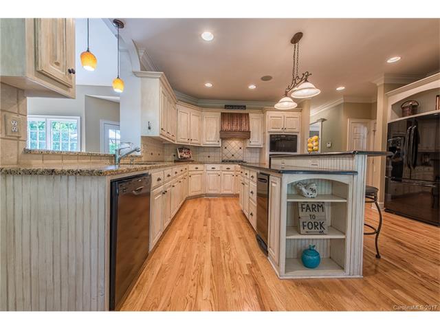 8224 Lake Providence Drive, Weddington, NC 28104