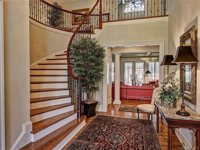 107 Vineyard Drive, Mooresville, NC 28117