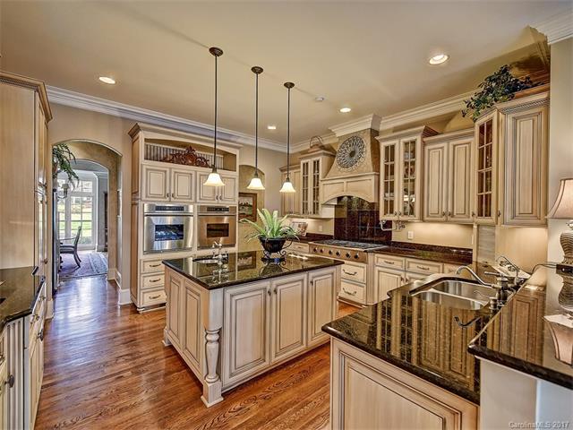 107 Vineyard Drive, Mooresville, NC 28117