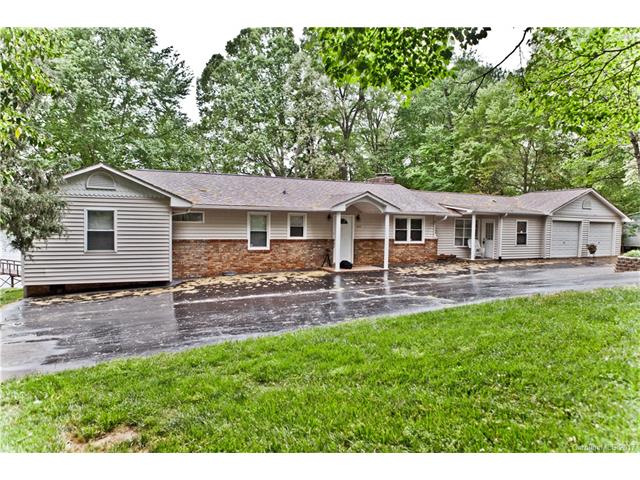 225 Paradise Peninsula Road, Mooresville, NC 28117