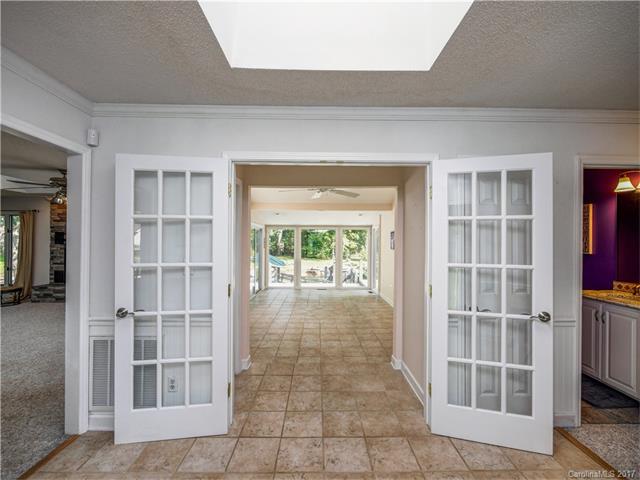 163 Peninsula Drive, Mooresville, NC 28117