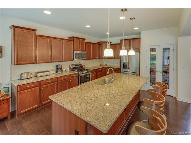 272 Grasshopper Circle, Mooresville, NC 28117