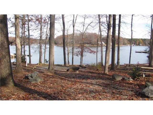 224 Beaten Path Road, Mooresville, NC 28117