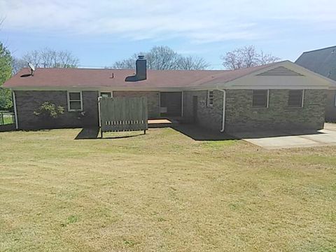 608 Leander StShelby, NC, 28152Cleveland County