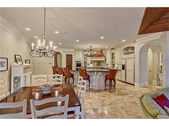 200Oakmont Ln, Waxhaw, NC 28173