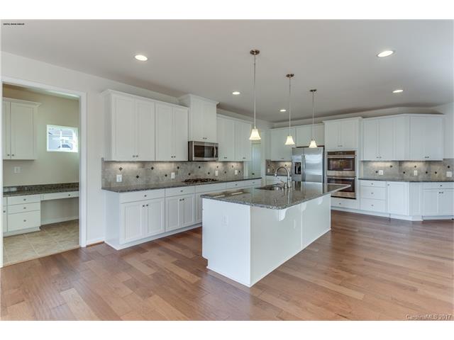 900 Abbeywood Drive, Waxhaw, NC 28173