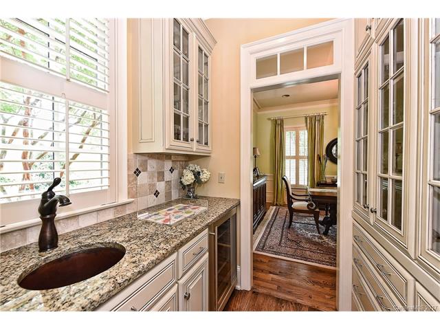 2541 Portland Avenue, Charlotte, NC 28207
