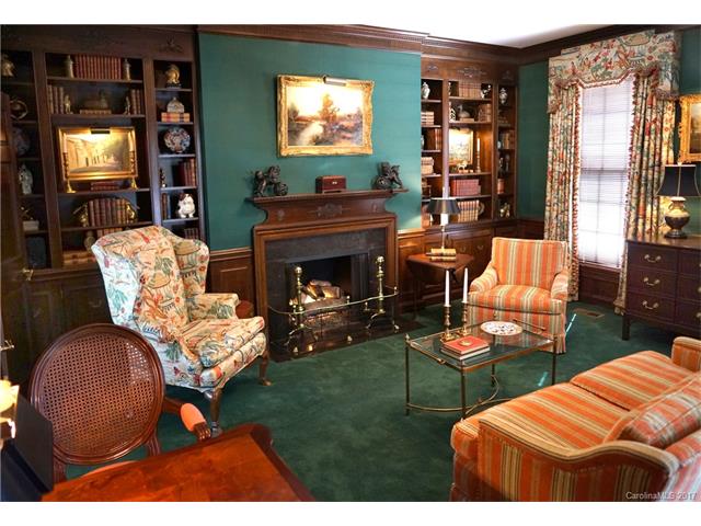 908 Ardsley Road, Charlotte, NC 28207