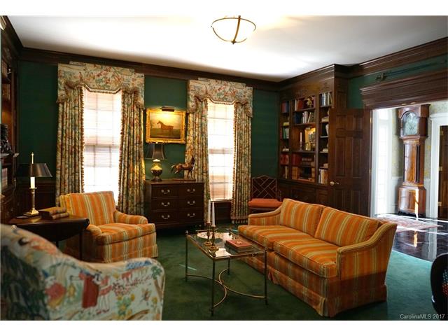 908 Ardsley Road, Charlotte, NC 28207