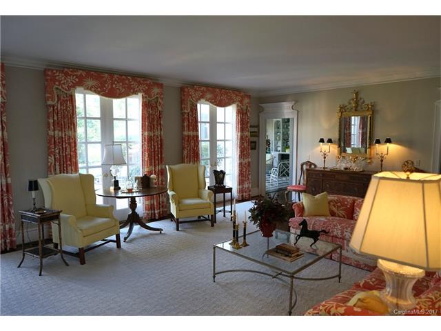 908 Ardsley Road, Charlotte, NC 28207