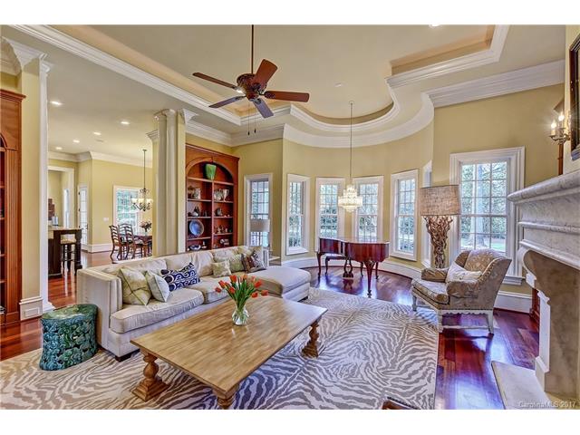 3822 Abingdon Road, Charlotte, NC 28211