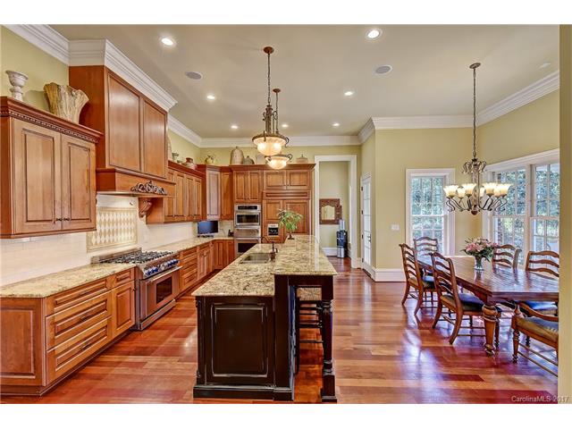 3822 Abingdon Road, Charlotte, NC 28211