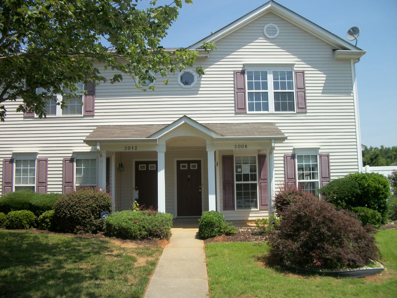 2008 Flushing CtCharlotte, NC, 28215Mecklenburg County