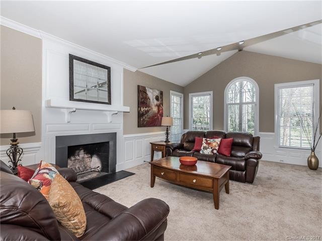 5435 Providence Country Club Drive, Charlotte, NC 28277