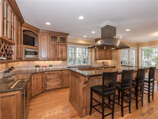 5435 Providence Country Club Drive, Charlotte, NC 28277