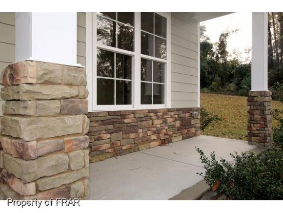 275 BLUERIDGE RD, Fayetteville, NC 28303