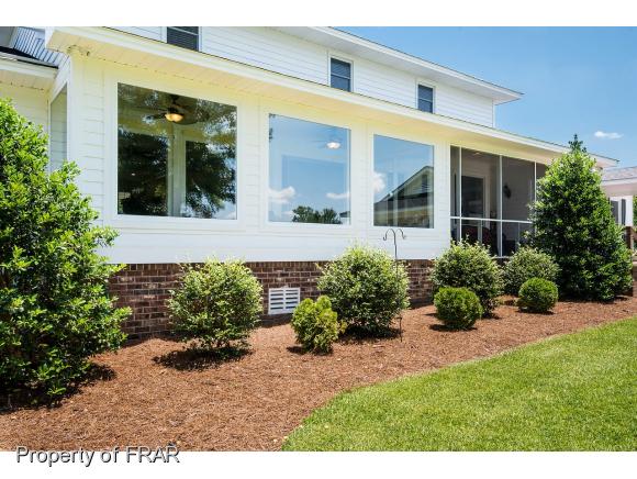 302 WESTWOOD DR, Elizabethtown, NC 28337