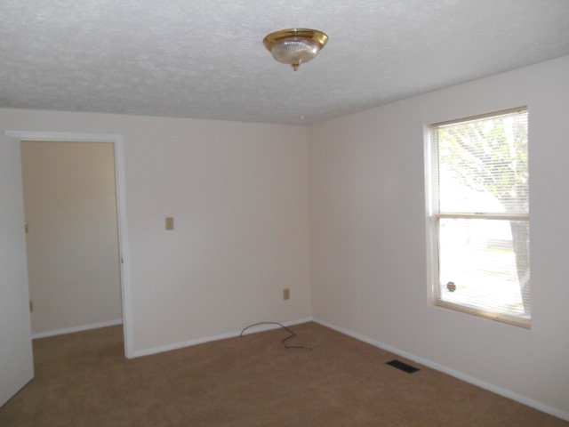 3262 BLUEGRASS CT, Hope Mills, NC 28348