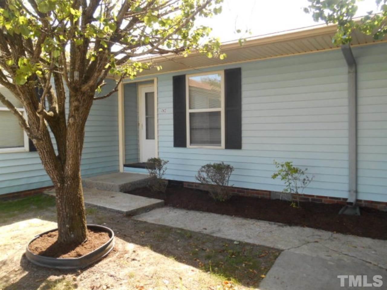 3262 Bluegrass Court, Hope Mills, NC 28348
