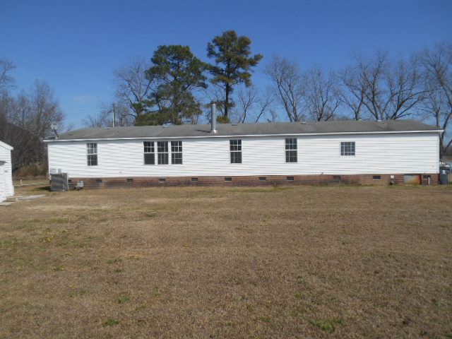 241 Irwin DrNewton Grove, NC, 28366Sampson County