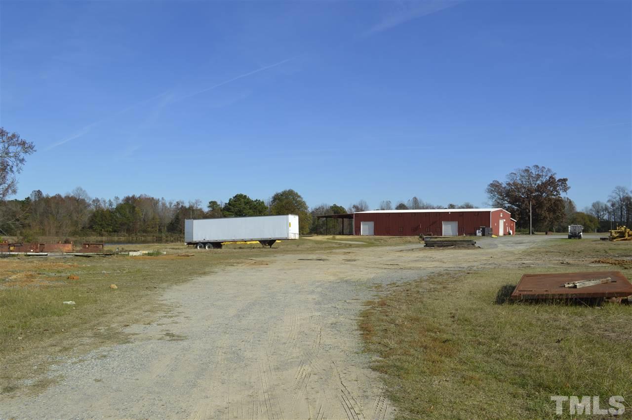 515 Old Crow Road, Newton Grove, NC 28366