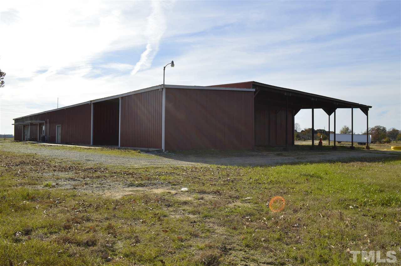 515 Old Crow Road, Newton Grove, NC 28366