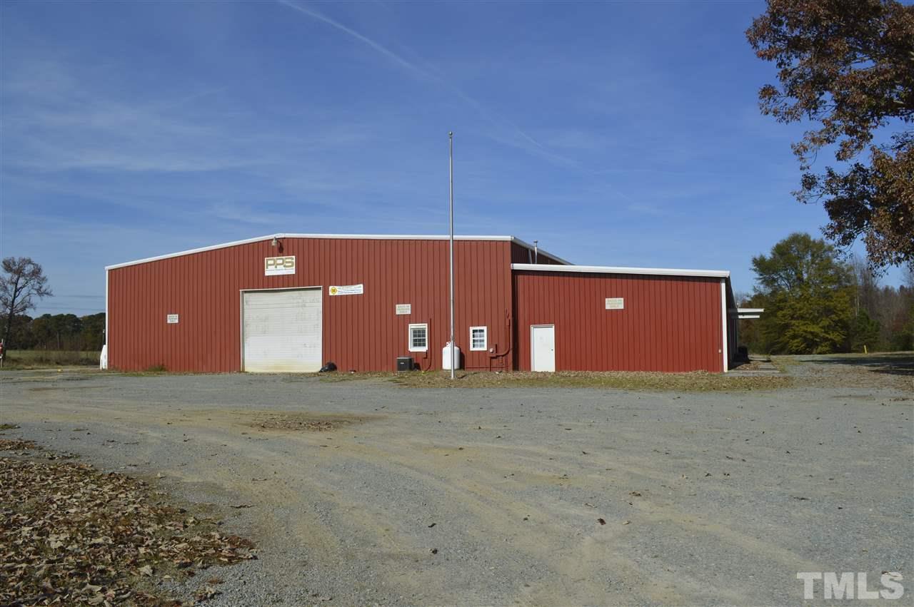 515 Old Crow Road, Newton Grove, NC 28366