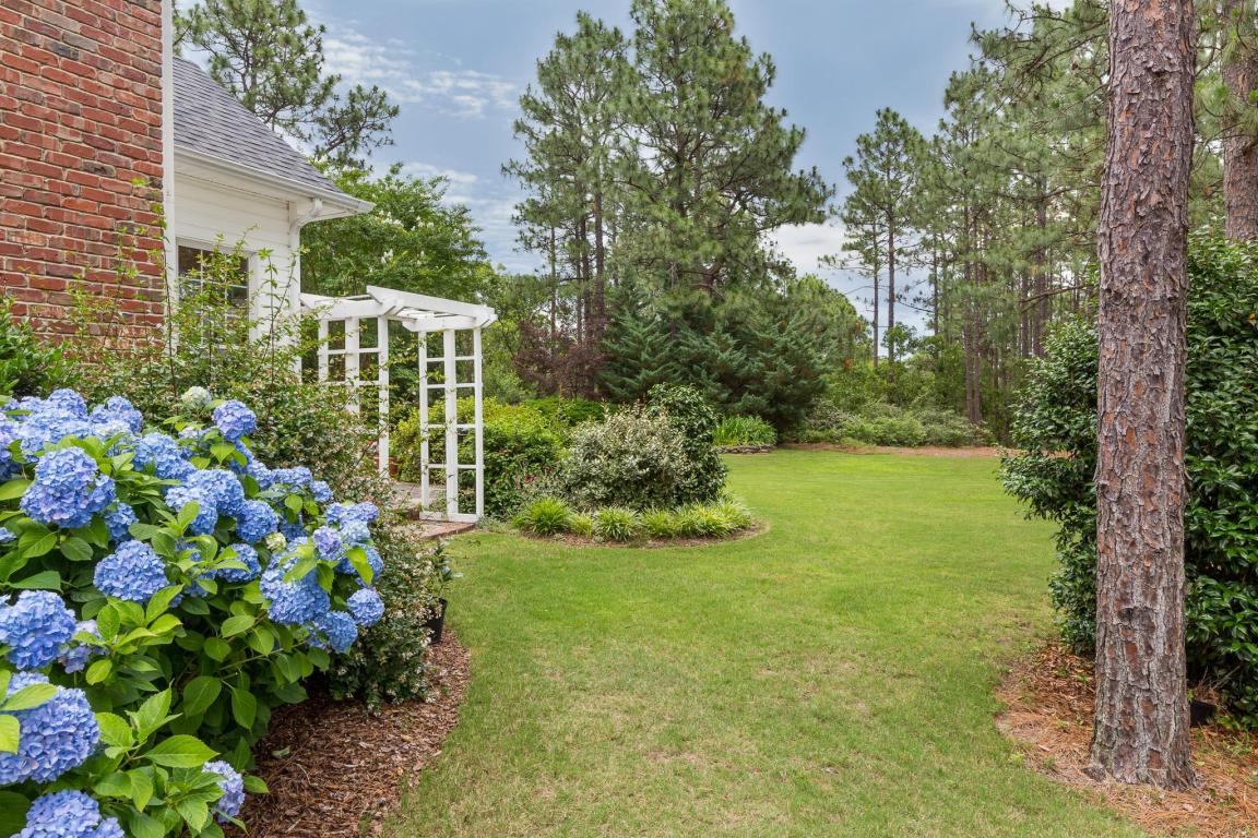 200 Woodland Drive, Pinehurst, NC 28374