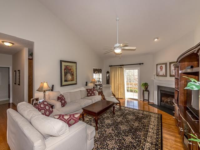 1310 Burning Tree Road, Pinehurst, United States 28374