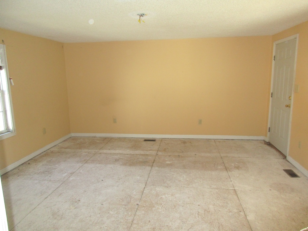 198 Rochester LnRed Springs, NC, 28377Hoke County