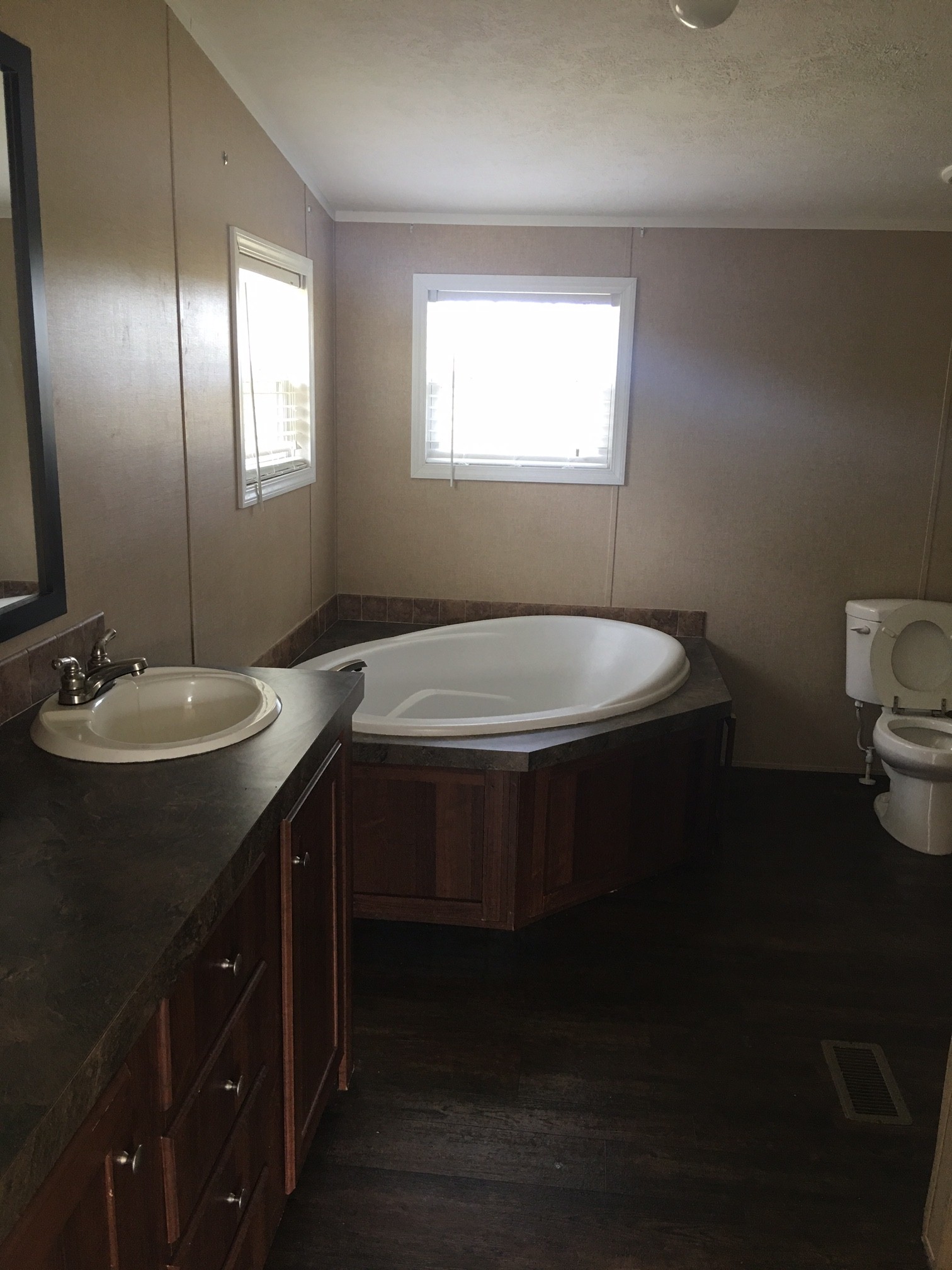 824 Veterans RdSaint Pauls, NC, 28384Robeson County