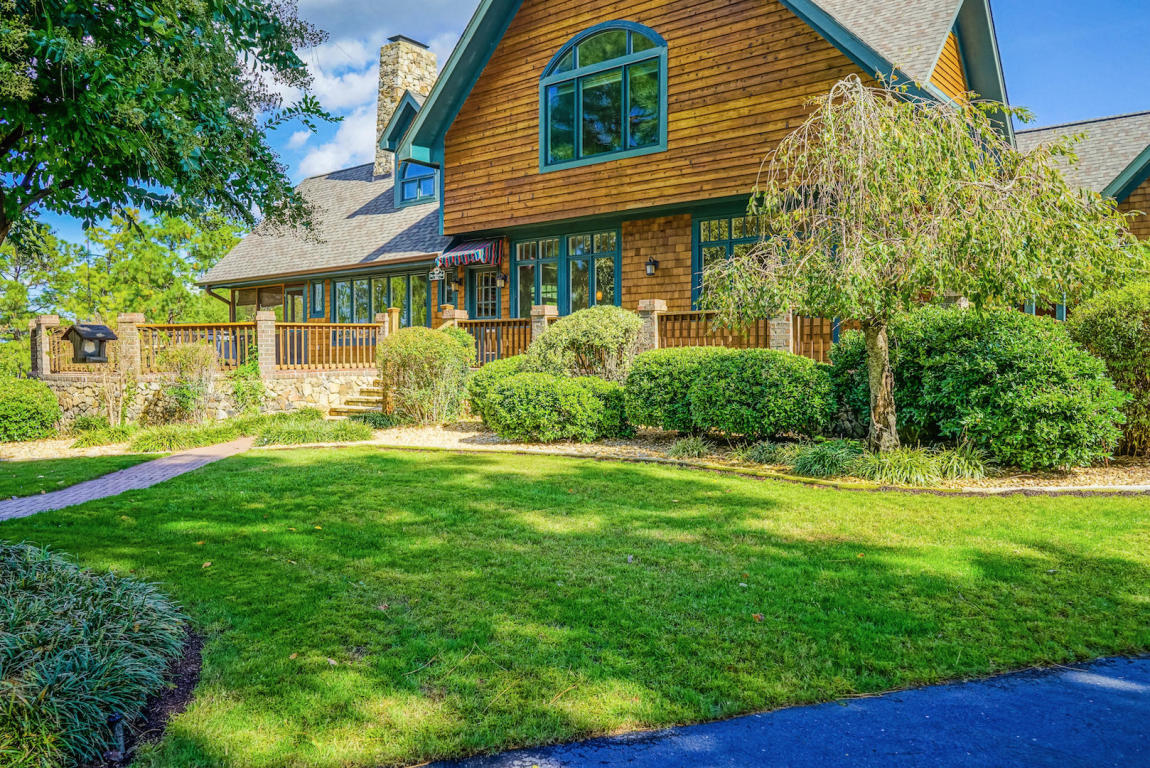 265 New Haven Place, Southern Pines, NC 28387
