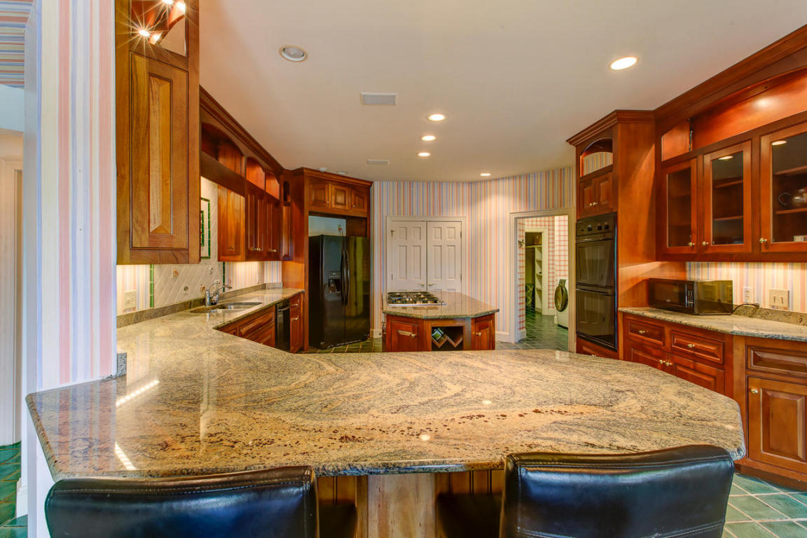 2596 Youngs Road, Vass, NC 28394