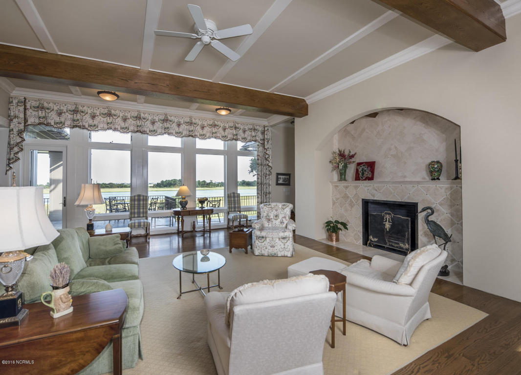 1243 Great Oaks Drive, Wilmington, NC 28405