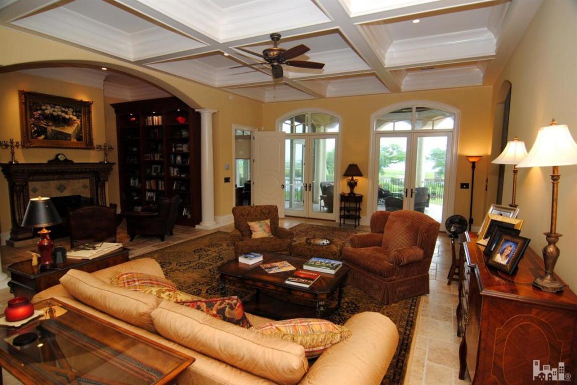 1100 Pembroke Jones Drive, Wilmington, NC 28405