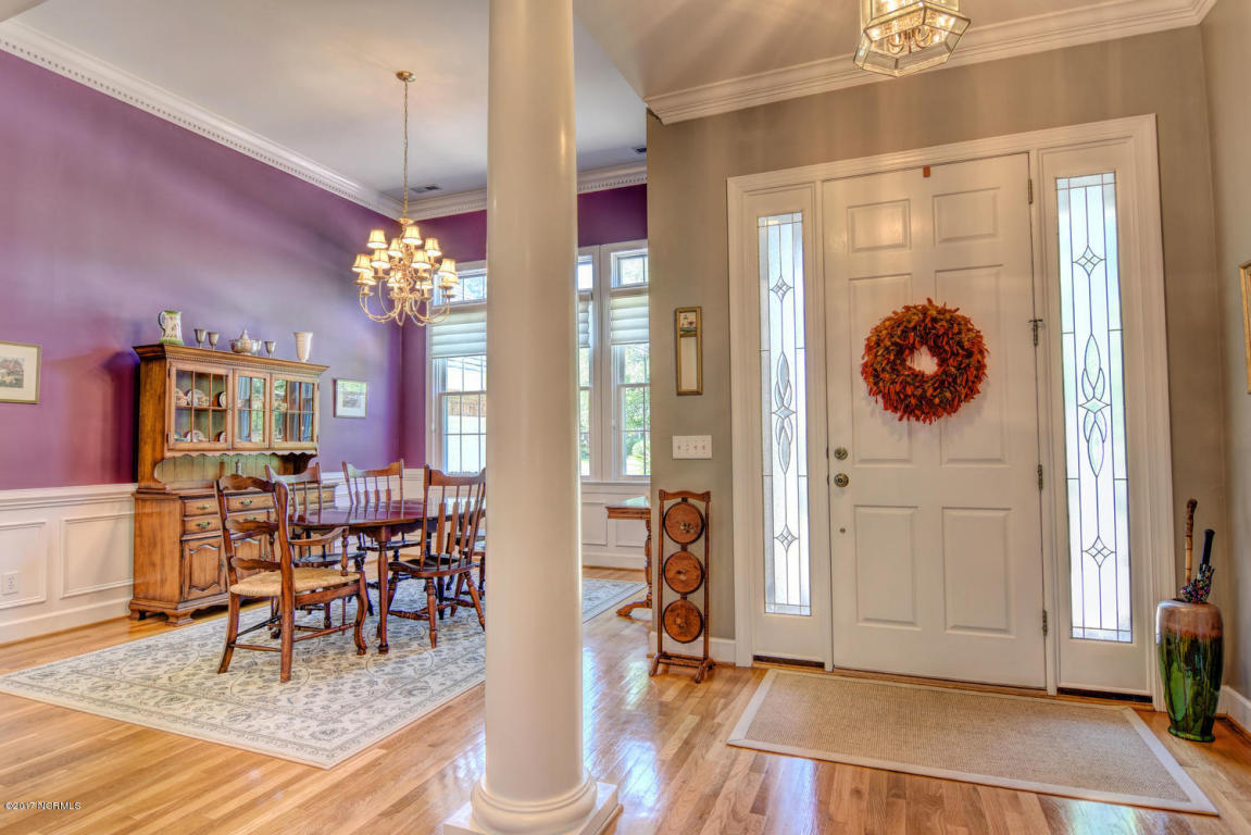 805 Fox Ridge Lane, Wilmington, NC 28405