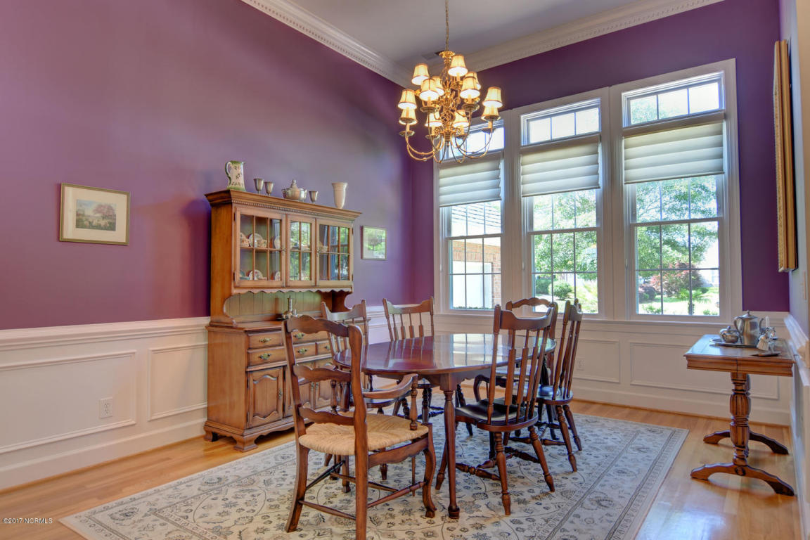 805 Fox Ridge Lane, Wilmington, NC 28405